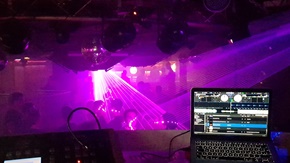 Lasershow Discothek DJ